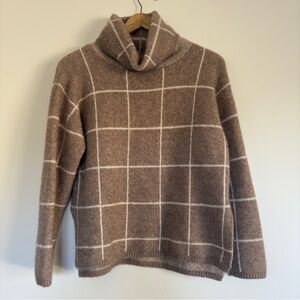 Madewell checkered turtle neck sweater in tan size: Small